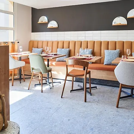 Originals Boutique, Larivaut,